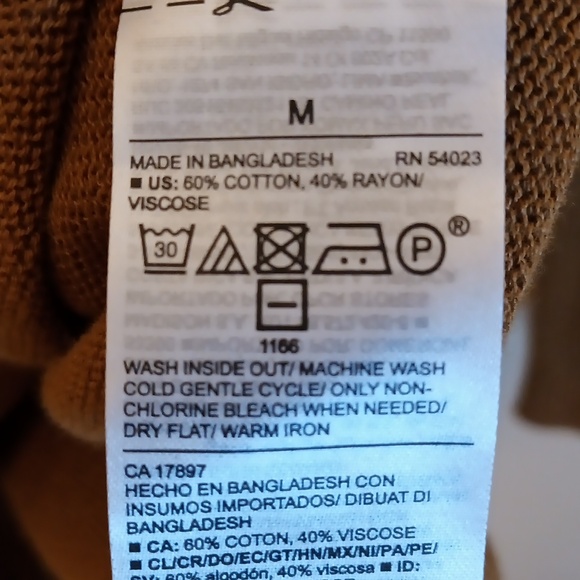 Old Navy V-Neck Sweater - Picture 7 of 7